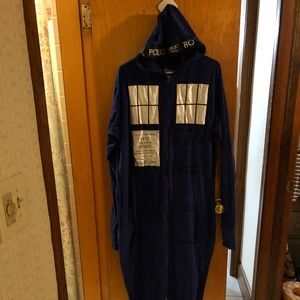 Dr Who Tardis onesie XXL